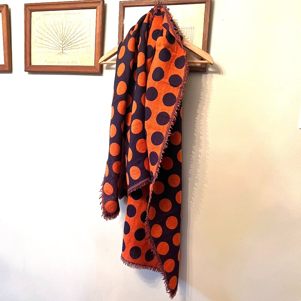 Big bold scarf